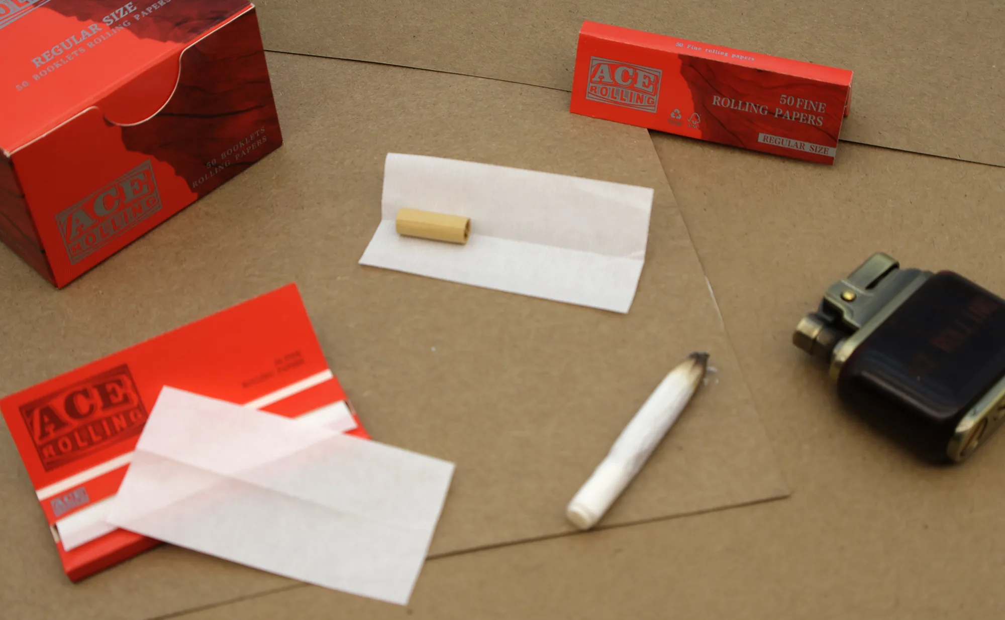 Open booklet—leaves do not hide a tip booklet